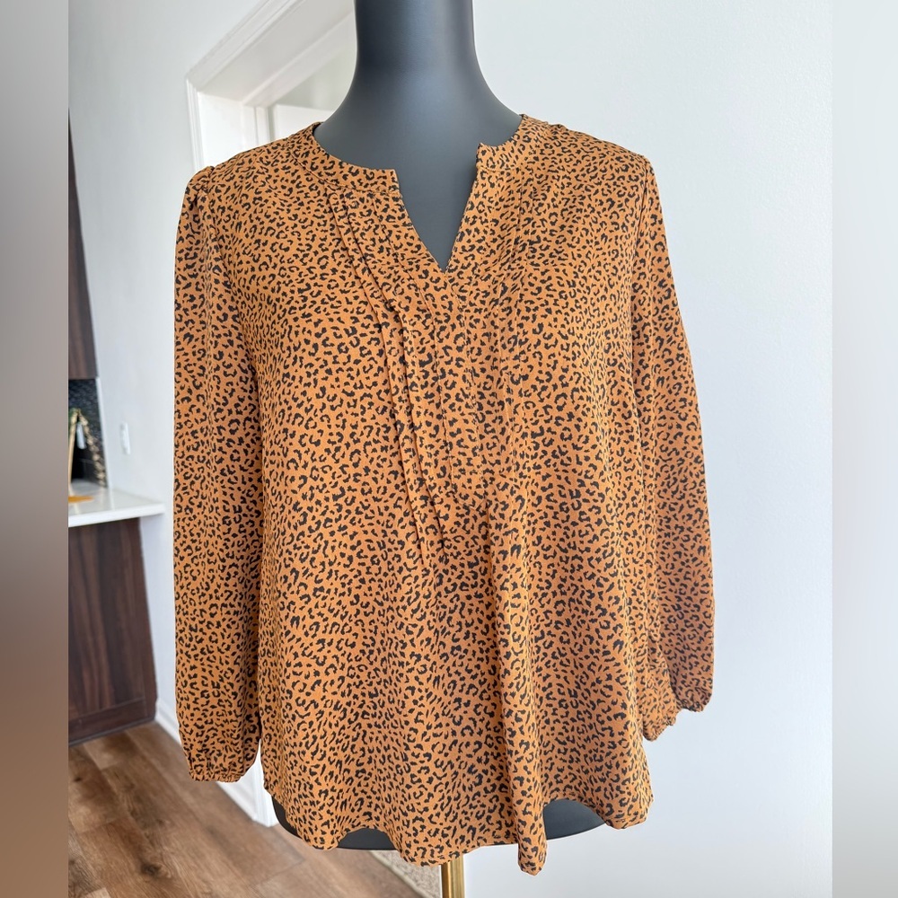Gilli Animal Print Women’s Blouse in Brown